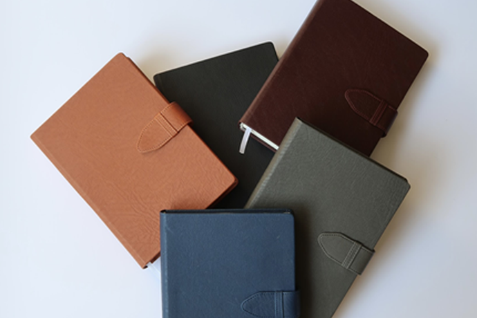 6 Career Benefits of Using a Planner Diary