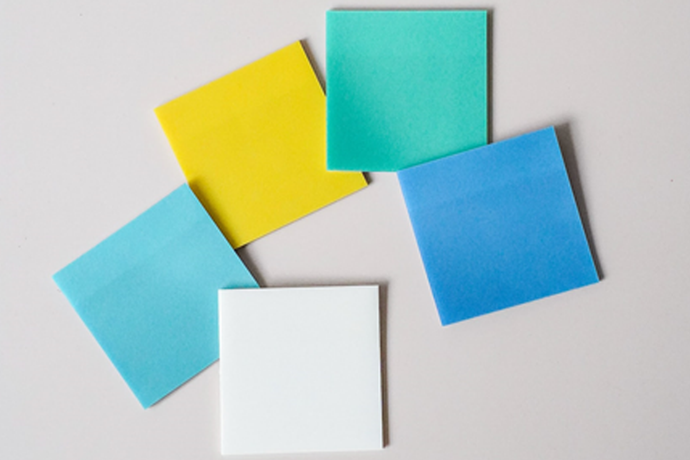 6 Tips to Use Sticky Notes to Manage Your Tasks Efficiently